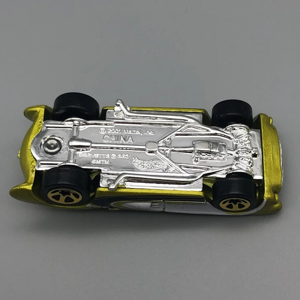 Hot Wheels  Chevrolet Chevy‎ Corvette SR-2 SR2 Diecast Car Acid Green 1/64 Scale
